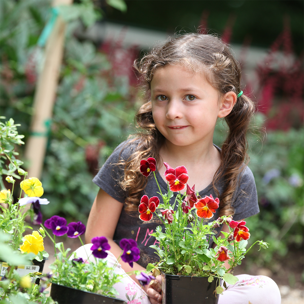 girl in flowers